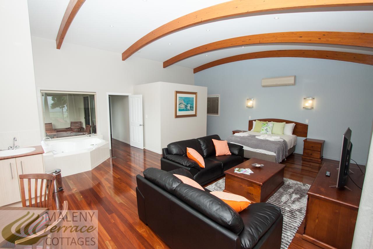 Maleny Terrace Cottages Esterno foto